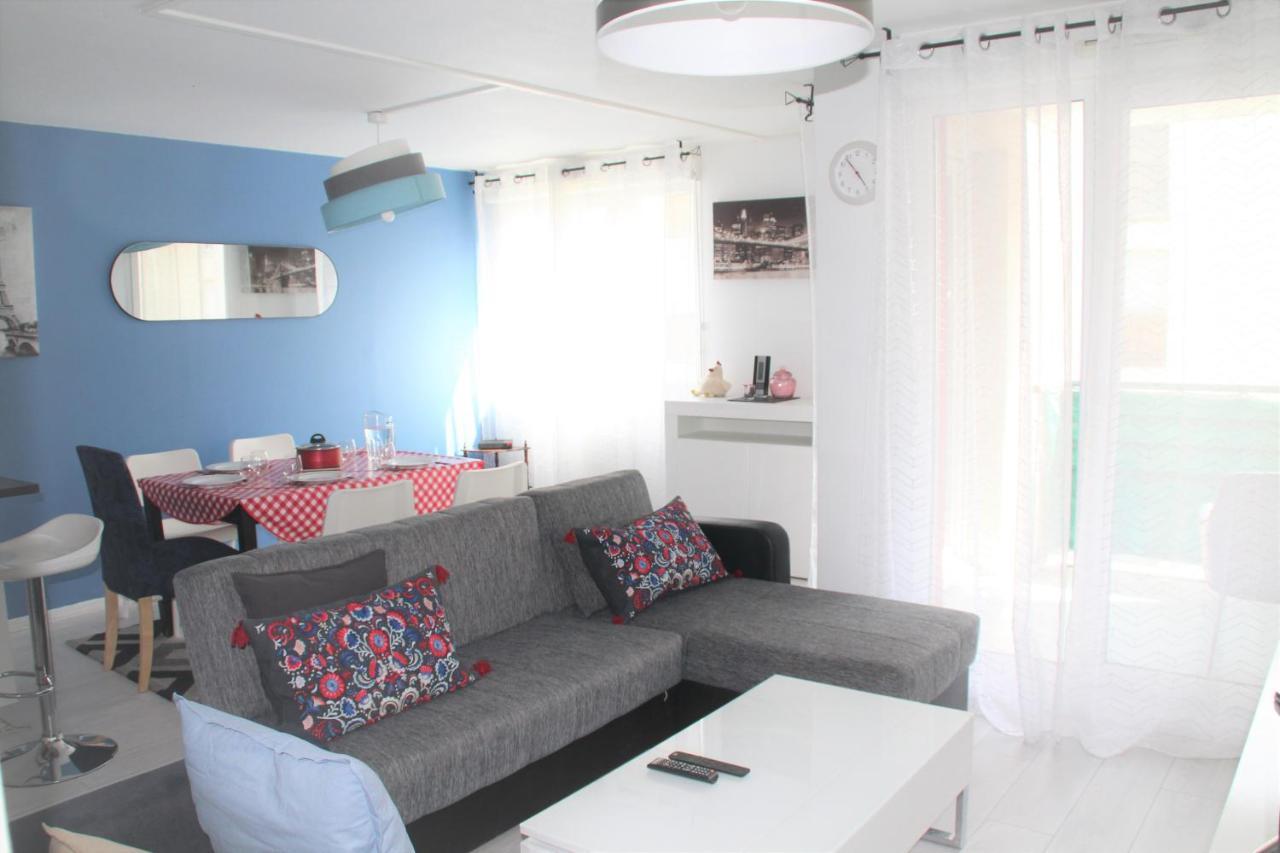 Logement Familial Tout Equipe سان دوني المظهر الخارجي الصورة